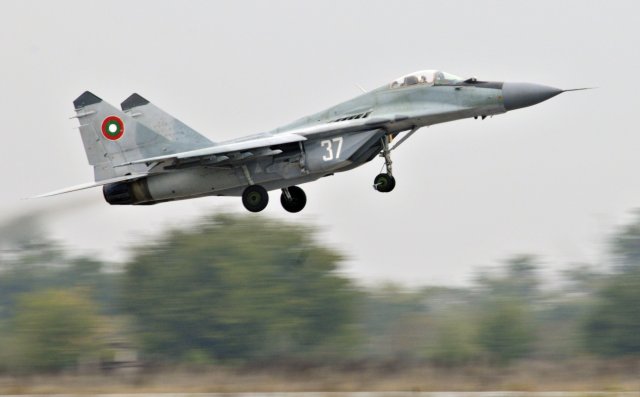 Bulgarian Defence Council approves fighter jets acquisition project 640 001
