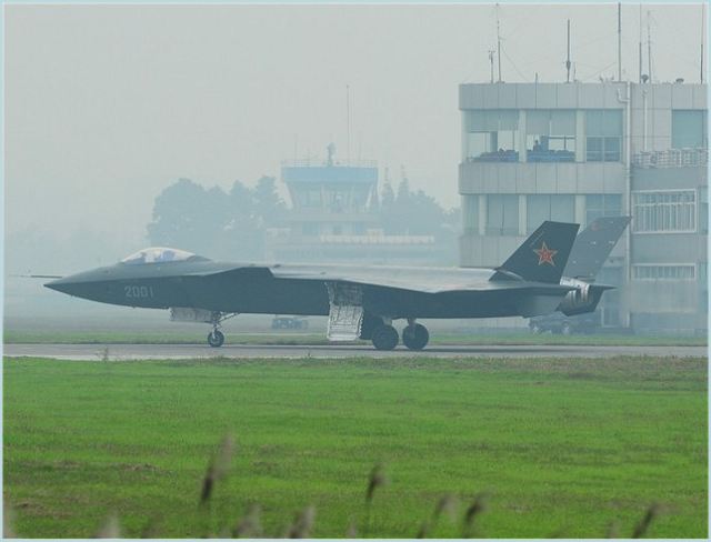 The Chinese Press Agency Xinhuanet unveils new pictures which show latest test flight of the new generation of stealth fighter aicraft J-20 in Chengdu, southwest China's Sichuan province, November 21, 2011.