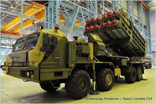 Russia’s Almaz-Antei corporation will showcase for the first time its newest S-350E Vityaz mid-range air defense system at the upcoming MAKS-2013 air show near Moscow, the company said. The Vityaz, which is expected to replace the outdated S-300 systems, is superior to similar foreign models, according to Almaz-Antei statement released on Friday, Augsut 23, 2013.