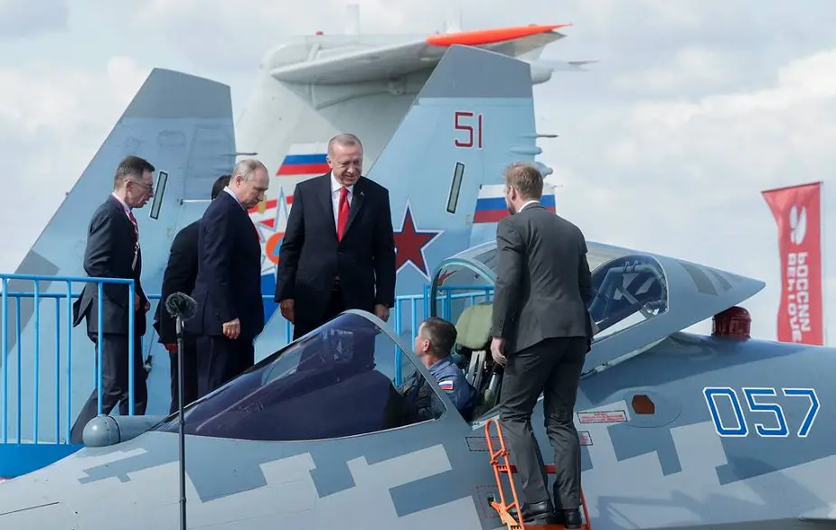 MAKS 2019 Putin and Erdogan examine Su 57 fighter 02