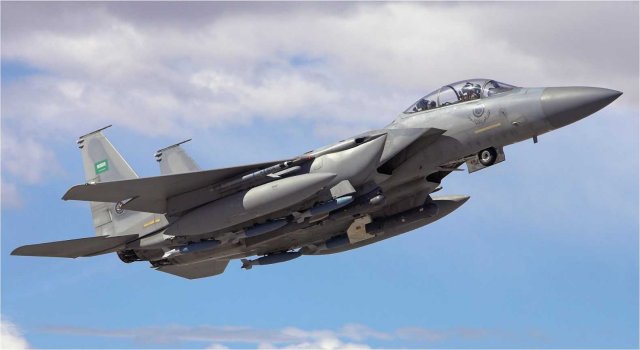 Dubai Airshow 2015 Lockheed to support Saudi Arabia F 15 fighters sensor suite 640 001