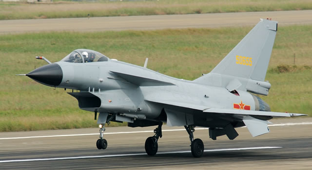 As global attention has been drawn to when China’s in-service home-made J-10 fighter aircraft enters the international market, Ma Zhiping, vice president of the China National Aero-Technology Import and Export Corporation (CATIC), disclosed recently that many countries in Asia, Africa and Latin America had already enquired about price of J-10.