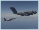 The Airbus A400M new generation airlifter has performed successfully air-to-air refuelling tests with a F/A-18 Hornet fighter. The tanker test campaign was developed in five flights in which the A400M performed 33 dry contacts and dispensed 18.6 tonnes of fuel to an F/A-18 Hornet in 35 wet contacts.