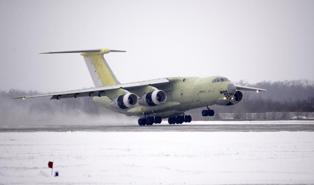 The first serial-production Ilyushin Il-76MD-90A (Il-476) strategic transport aircraft has made its maiden flight, the Russian Aviastar-SP production facility announced on 30 December. Aircraft 0104 flew for more than two hours at Aviastar-SP’s Ulyanovsk aircraft factory, about 700 km east of Moscow.