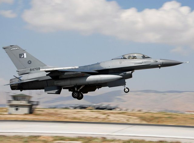Pakistan reportedly in talks with U S to procure more F 16fighter aircraf 640 001