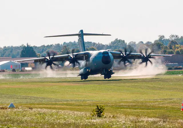 Airbus A400M military airlifter successfully achieves grass runway certification tests 640 001