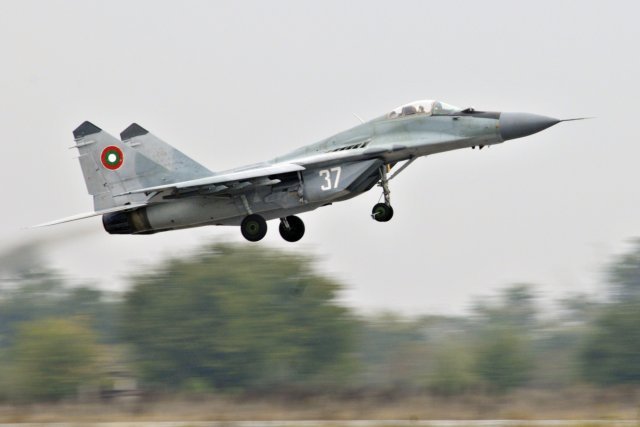 Bulgaria issues RFP for the purchase of eight fighter jets 640 001