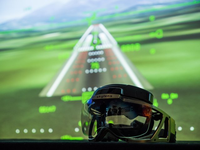 Elbit Systems Skylens head up display achieved flight tests in final configuration mode 640 002