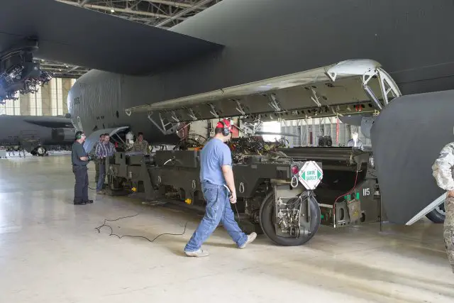 Boeing completes upgrade of six B 52 strategic bombers weapons bay 640 002