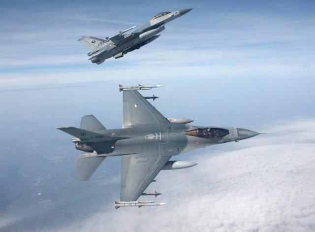 Dutch governement approves airstrikes against Daesh in Syria 640 001