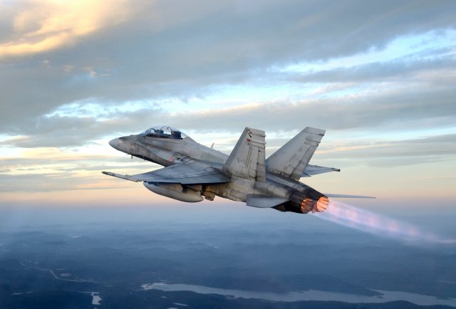 Canada considers buying F A 18 instead of F 35 640 001