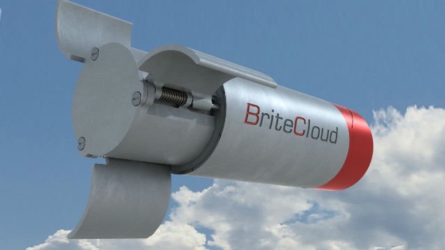 Finmeccanica started production of BriteCloud expendable decoy systems 640 001