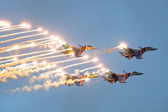 Russian Knights aerobatic team to switch to Su 30SM fighter in 2016 640 001