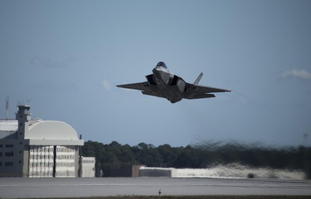 Operational USAF s F 35A fighter jet fires air to air missile for the first time 640 001