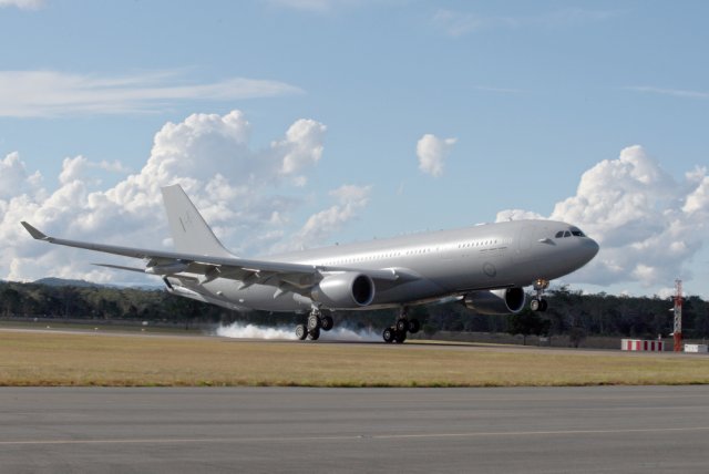 RAAF and Airbus to further develop KC 30A MRTT aircraft capabilities 640 001