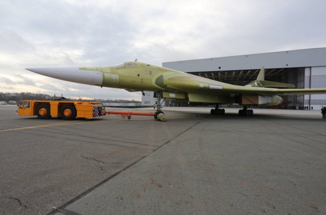 First Tu 160M2 bomber prototype rolled out in Kazan 640 001
