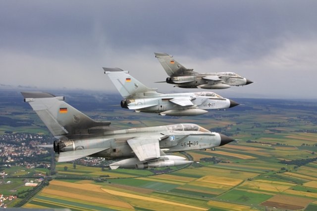 Germany now F A 18E F as possible Tornado replacement 640 001