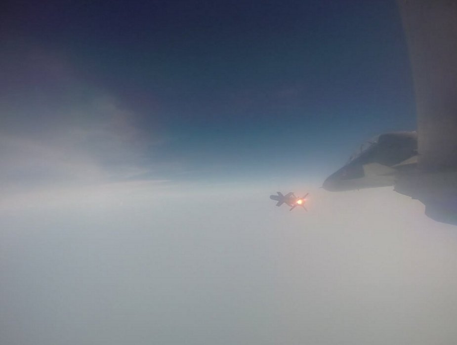 IAF Su 30MKI successfully testfires Astra BVRAAM 001