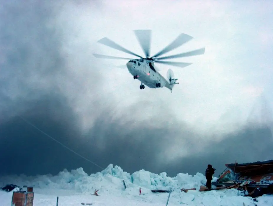 Mi 26 and Mi 8AMTSh deliver 1000 tons of Arctic cargoes