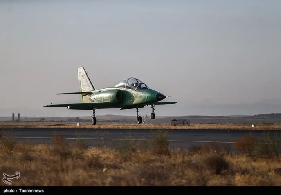 Iranian jet trainer Yasin made its firts flight