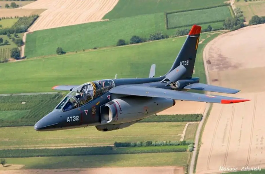 Canadian company Top Aces buys all 25 Belgian Alpha Jets