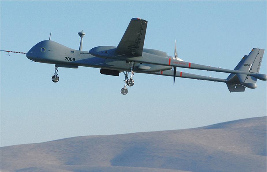 First HERON TP MALE UAV for Germany completes first successful flight in Israel 925 001