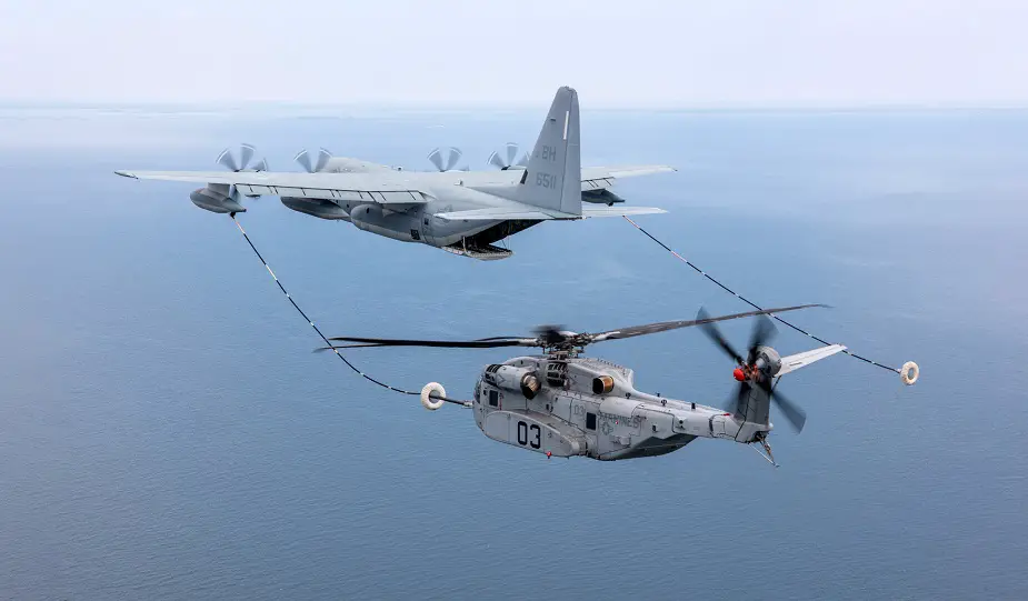 CH 53K King Stallion helicopter completes aerial refueling tests with KC 130KJ Super Hercules tanker 01
