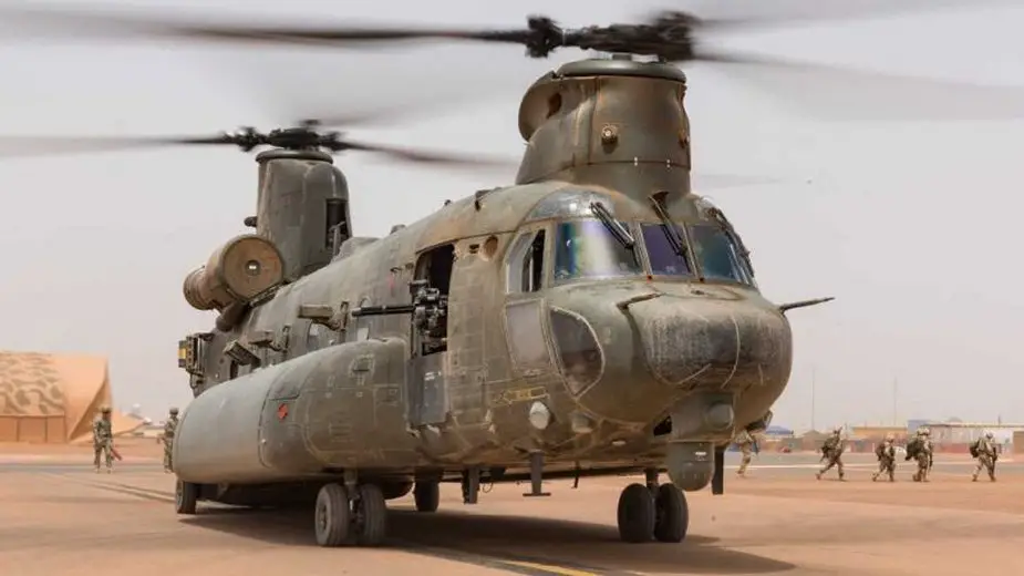 Royal Air Force CH 47D Chinooks exceed 2 000 flight hours in Mali
