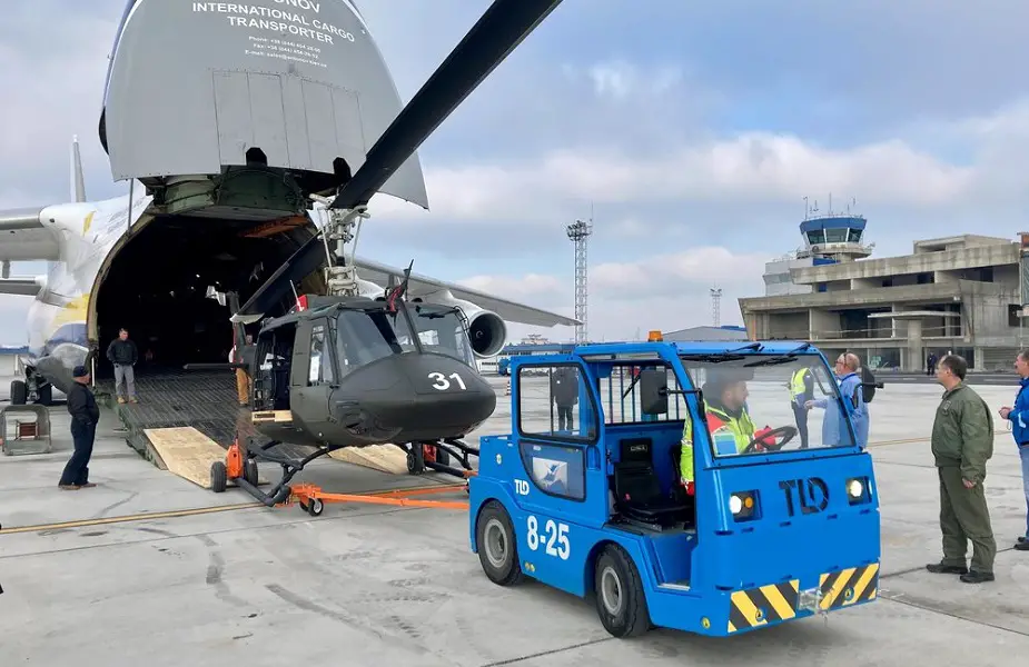 Bell delivers HueY II to Bosnia and Herzegovinia 02
