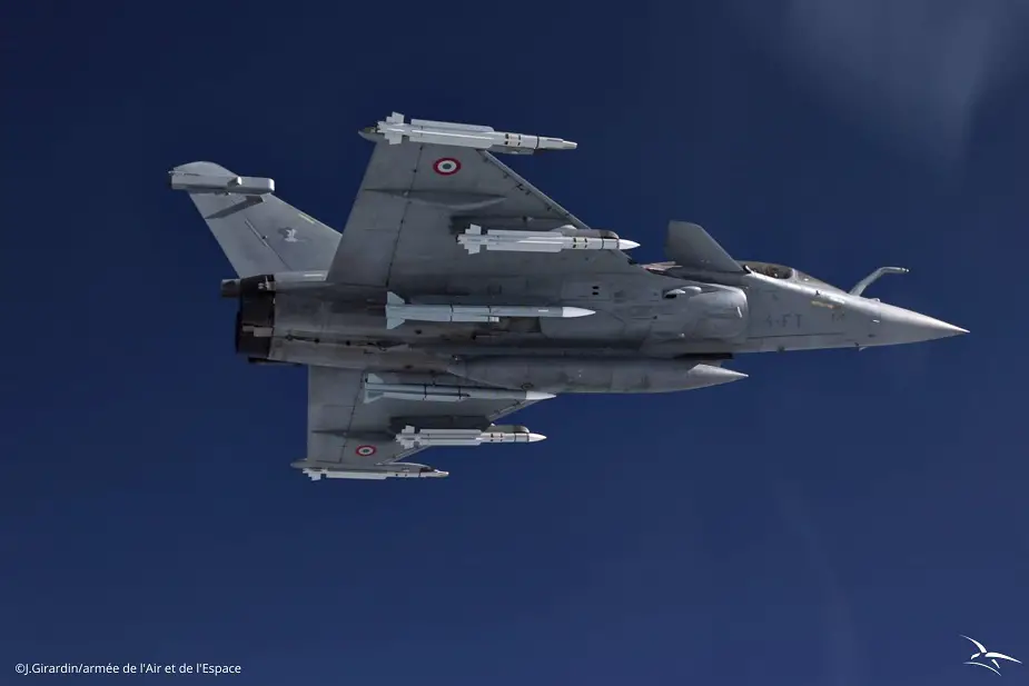 Rafale fighter jet equipped with METEOR missile makes first operational flight 01