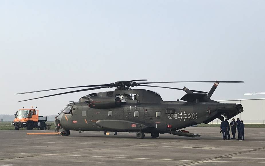 Rheinmetall takes over maintenance of first two German Air Force CH 53G transport helicopters at Diepholz Air Base 1