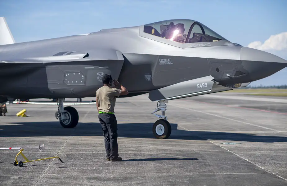 Eielson F 35s participate in Weapons System Evaluation Program prior to Pacific deployment 01