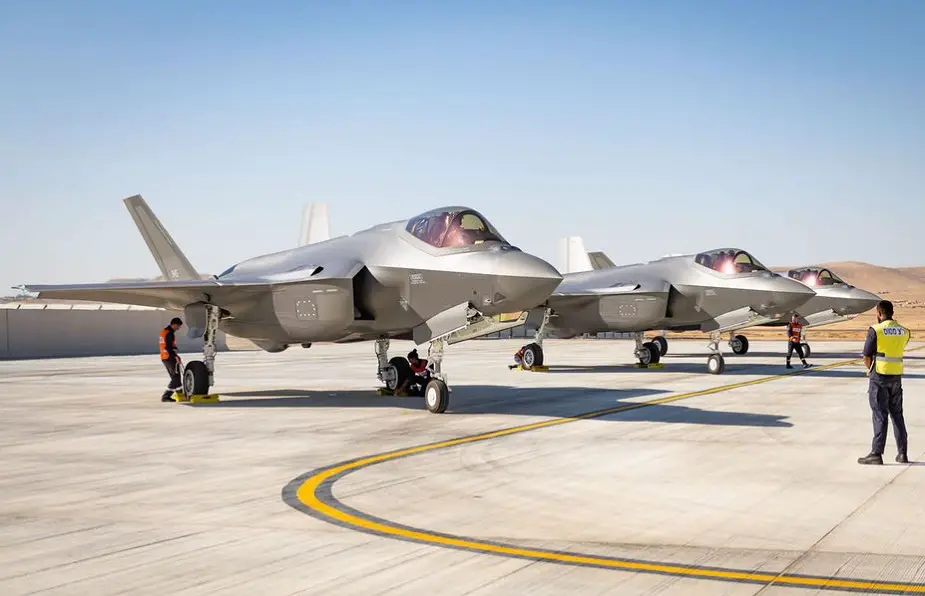 Israel Air Force gets three new F 35I Adir fighter jets 01