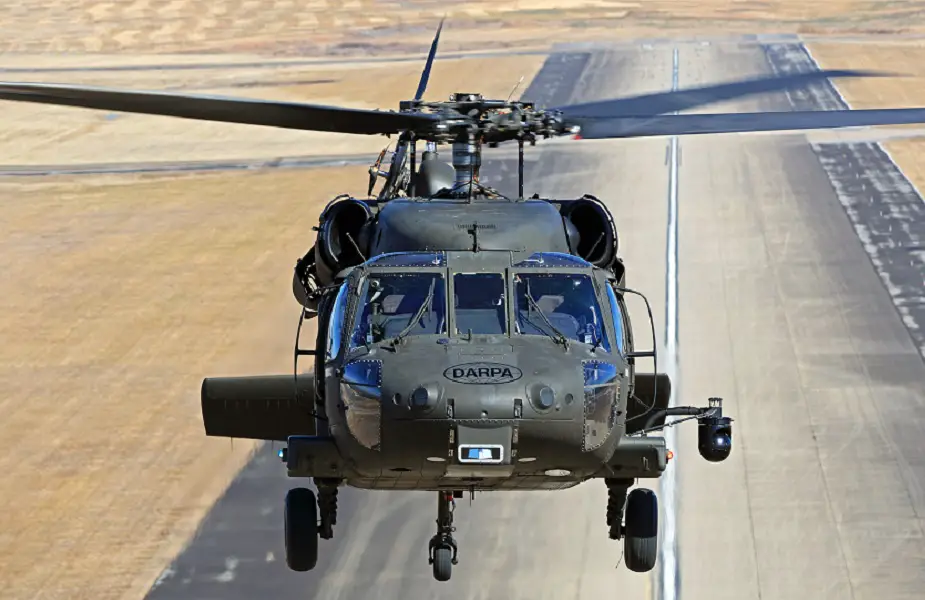 Black Hawk helicopter completes first unmanned flight 01