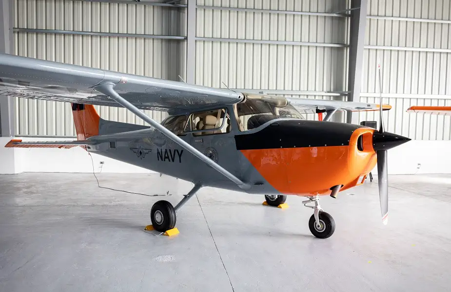 Philippine receives four Cessna 172S trainers 01