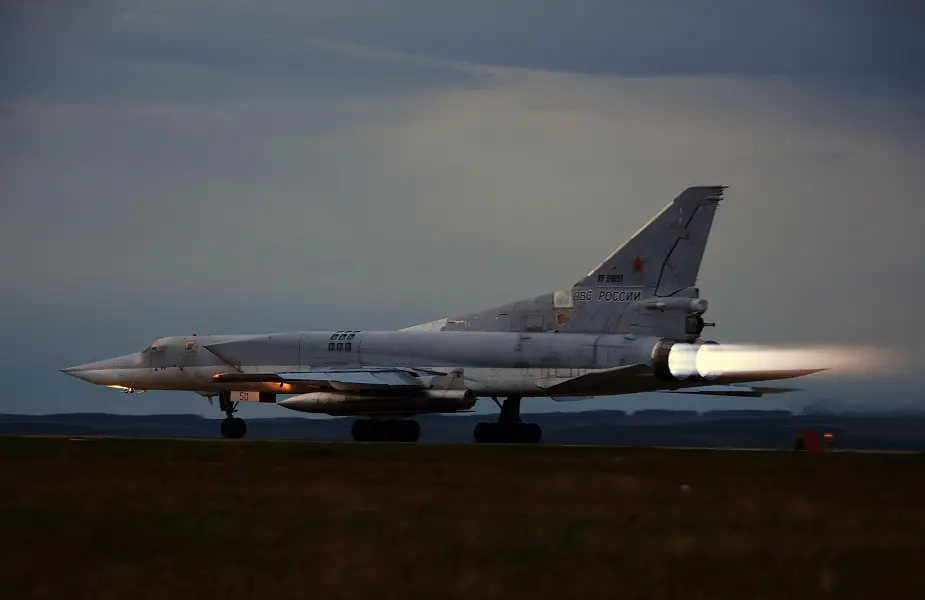 Two Russian Tu 22M3 bombers conduct second air patrol over Belarus 02