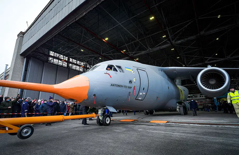 Antonov showed the first military transport aircraft An 178 100R 01