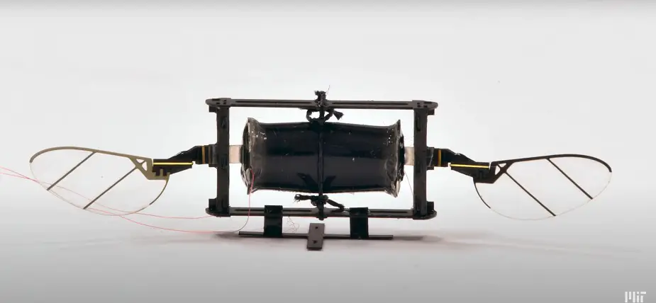 MIT researchers developping new generation of tiny agile UAVs 03