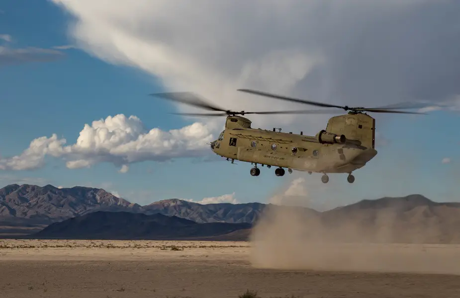 Saudi Arabia receives its first Chinook helicopters 01
