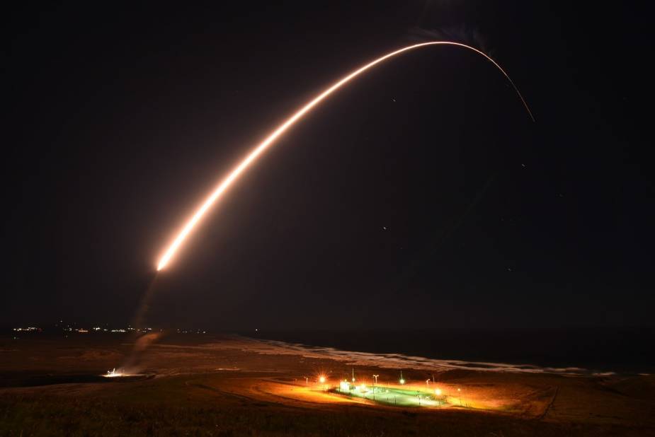 Boeing to retain ICBM missile guidance systems work into late 2030s