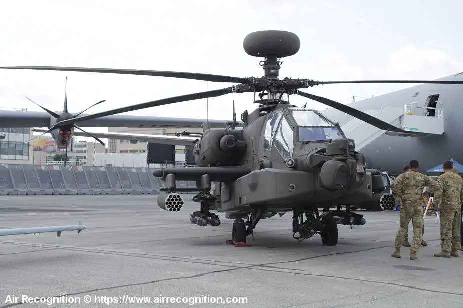 US Army displays AH 64E V6 latest generation of attack helicopter Paris Air Show 2023 925 001