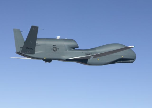 #AC4 1/72 Modern UAV PLATZ USAF +GER Northrop Grumman RQ-4B Global Hawk 